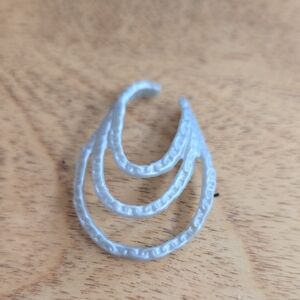 1/5$ 4/15$ 6/20$ Barbie Elegant Silver Neckless